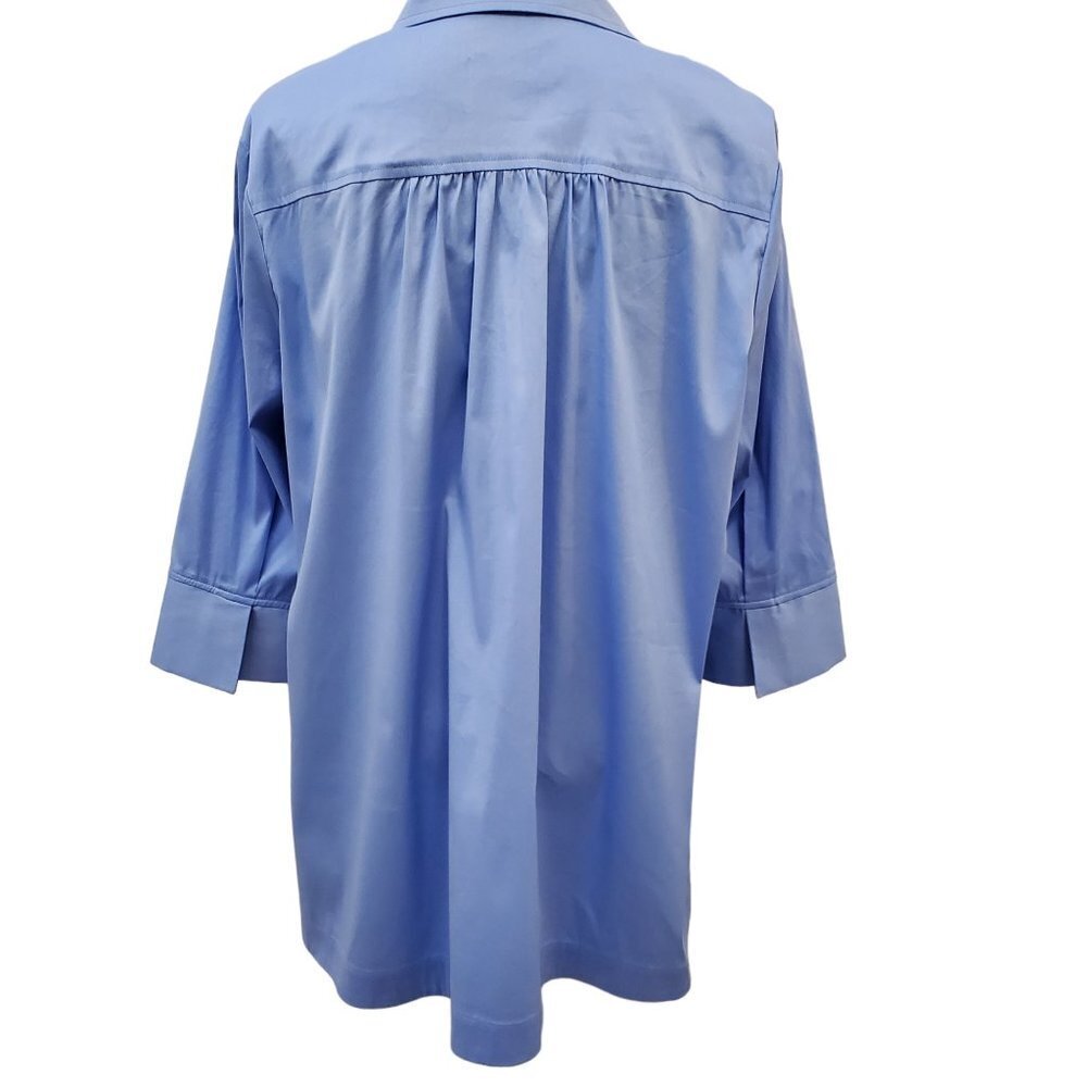 Chico's Poplin Side Slit Shirt, Size 2, Blue Veil. NWT. - Picture 3 of 9